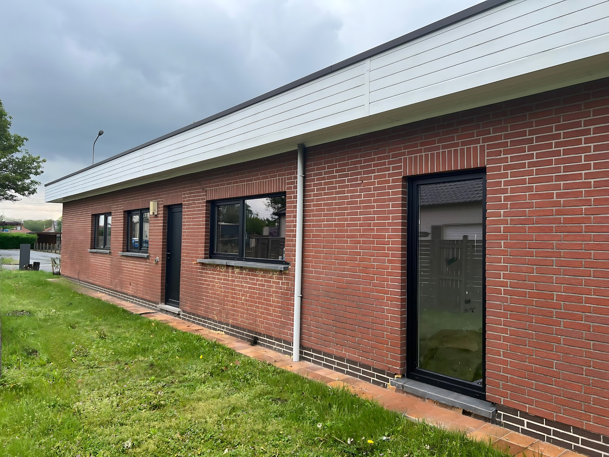 Renovatieproject Sint-Niklaas - ramen, deuren en terrasoverkapping